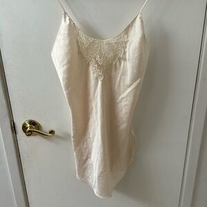 Short Vintage cream colored lacy nightgown